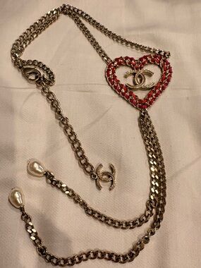 CHANEL COCO Heart B18P Gold Necklace